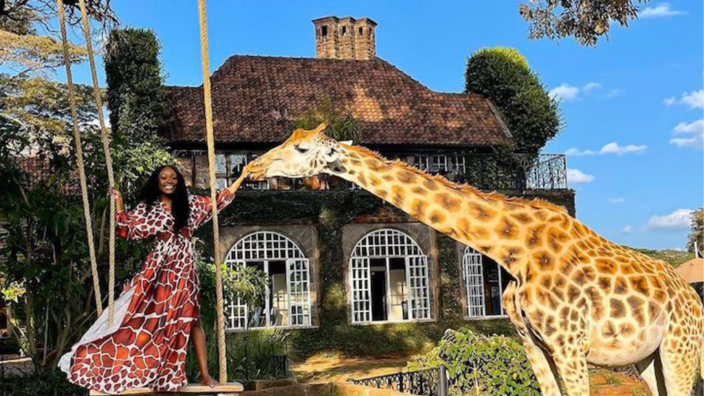 kenya giraffe manor grislybuzz.jpg